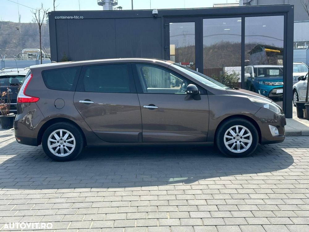 Renault Grand Scenic - 5