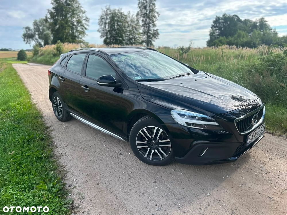 Volvo V40 Cross Country T3 Drive-E Momentum - 5