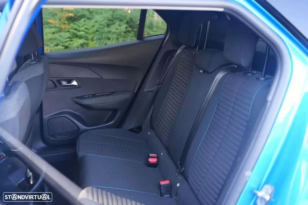 Peugeot e-2008 Style - 26