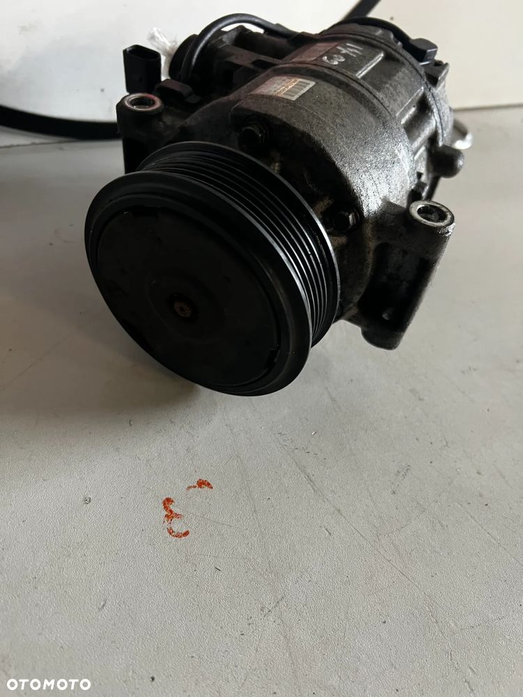 KOMPRESOR AUDI A8 D3 SPRĘŻARKA KLIMATYZACJI 4E0260805AP - 2