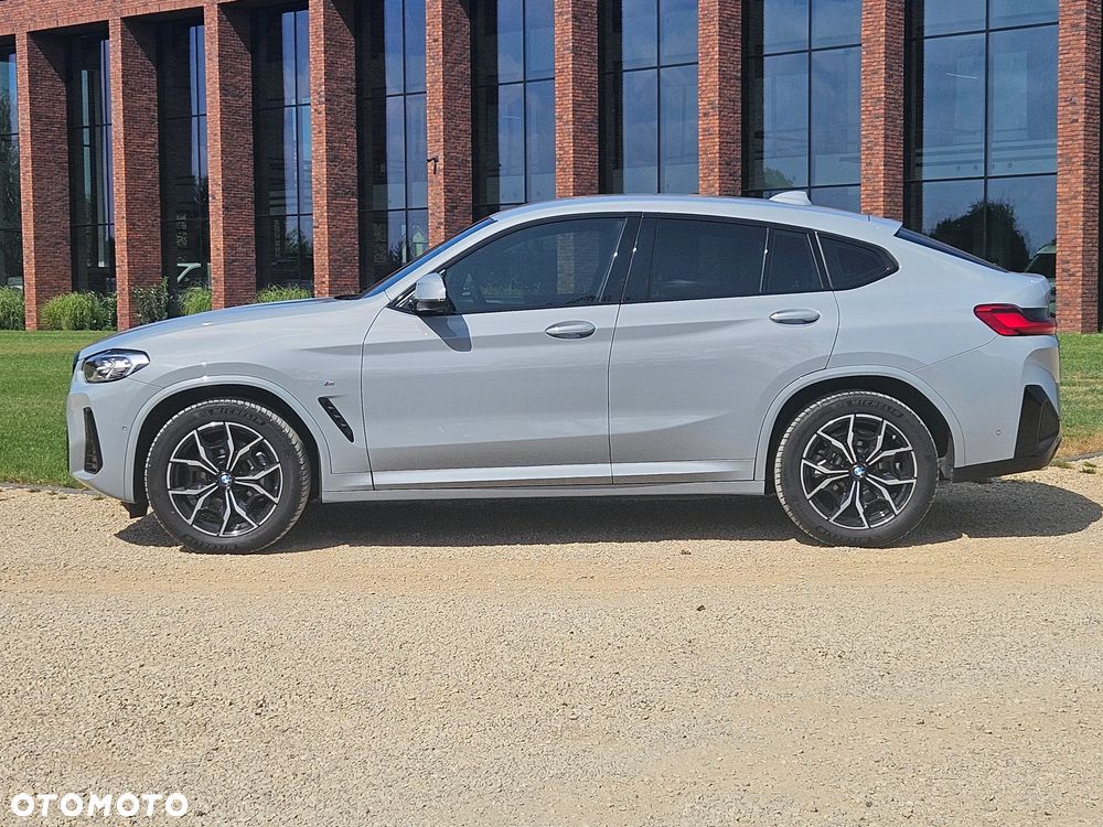 BMW X4 - 4