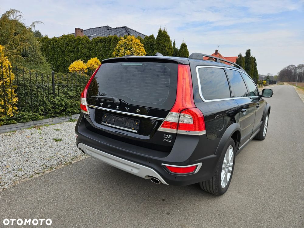 Volvo XC 70 D5 AWD Summum - 6
