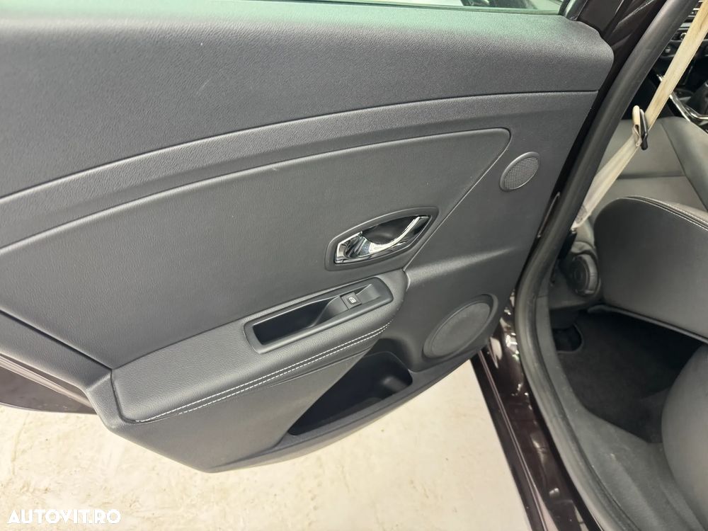 Renault Megane ENERGY dCi 130 Start & Stopp Bose Edition - 18