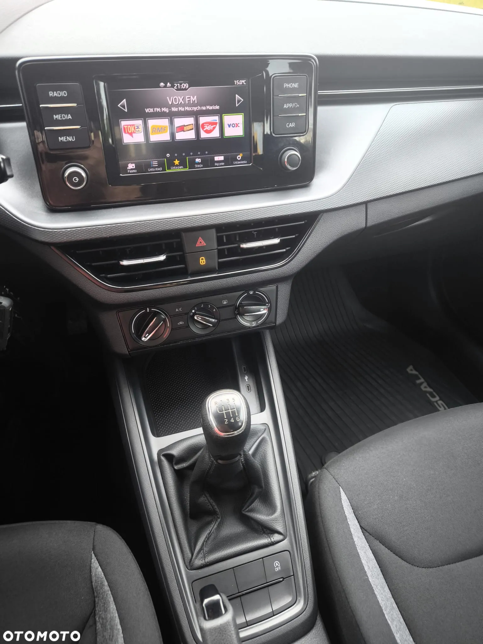 Skoda Scala 1.6 TDI SCR Active - 18