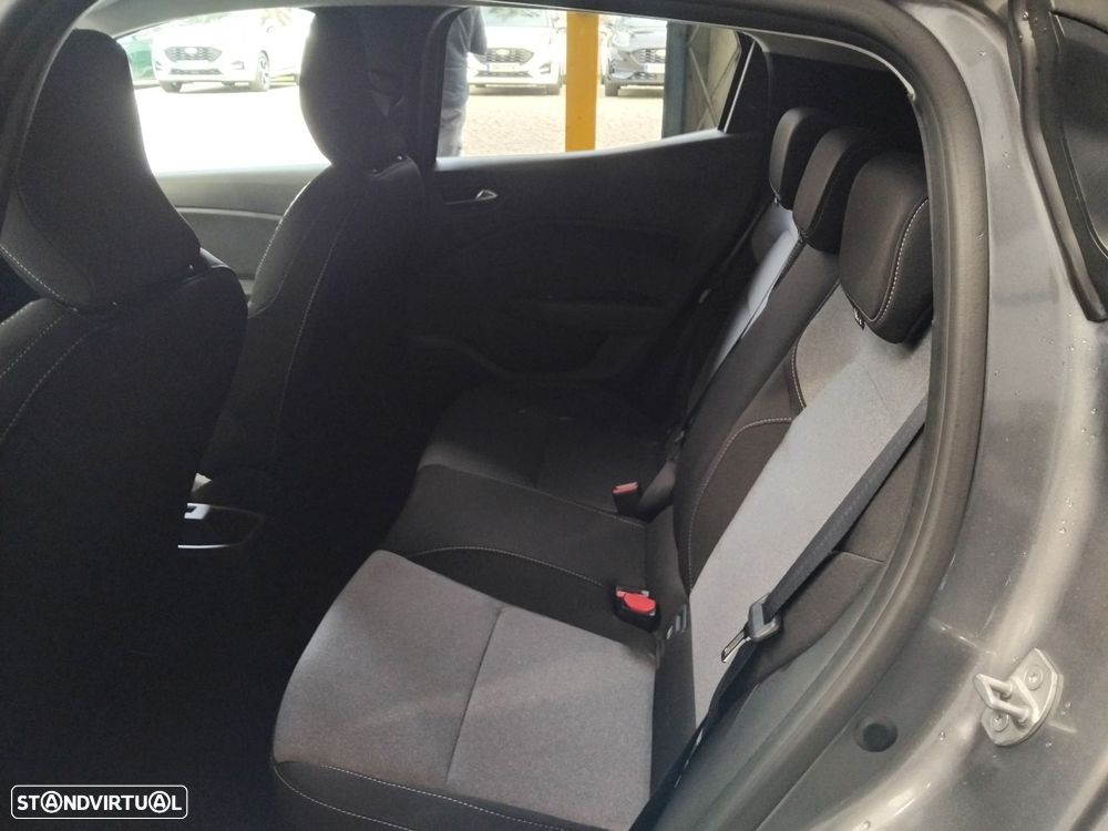 Renault Clio 1.0 TCe Evolution - 13