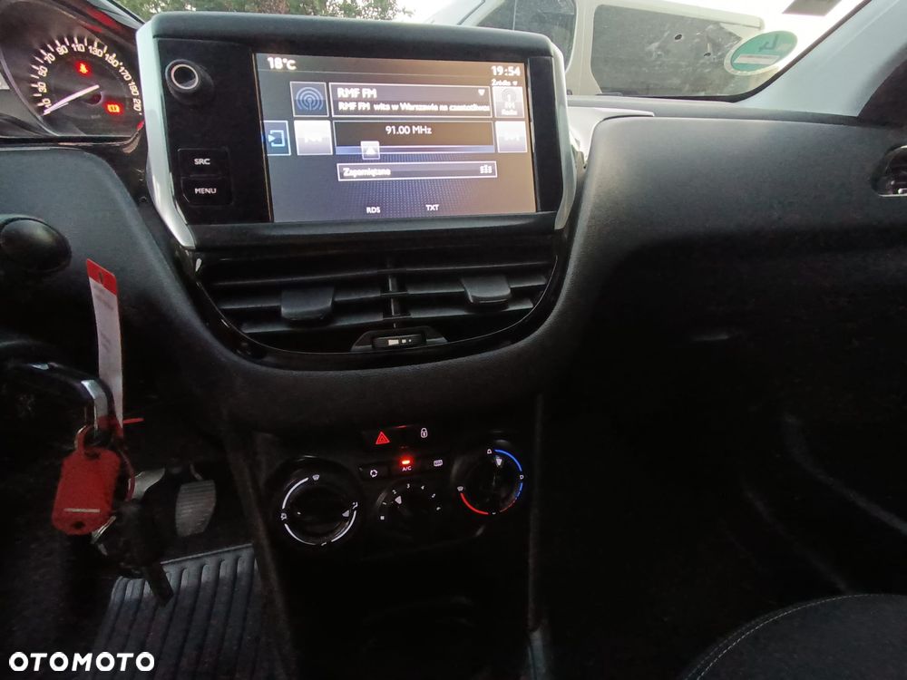 Peugeot 208 PureTech 68 Active - 10