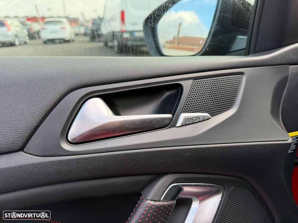 Peugeot 308 1.6 e-THP GTi - 42