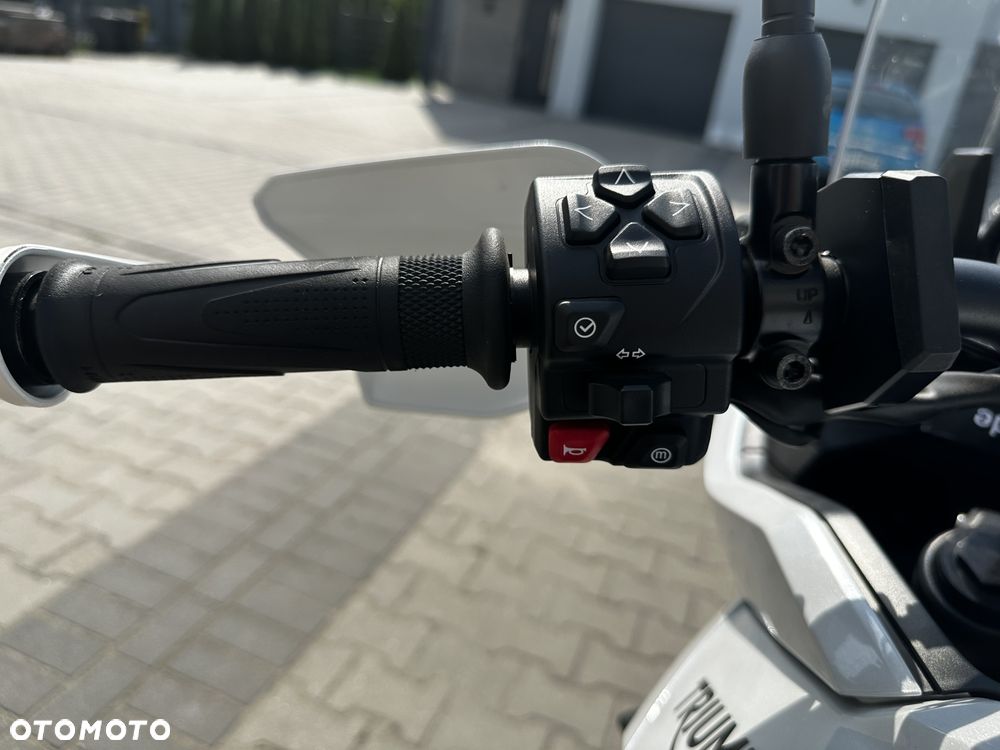 Triumph Tiger - 17