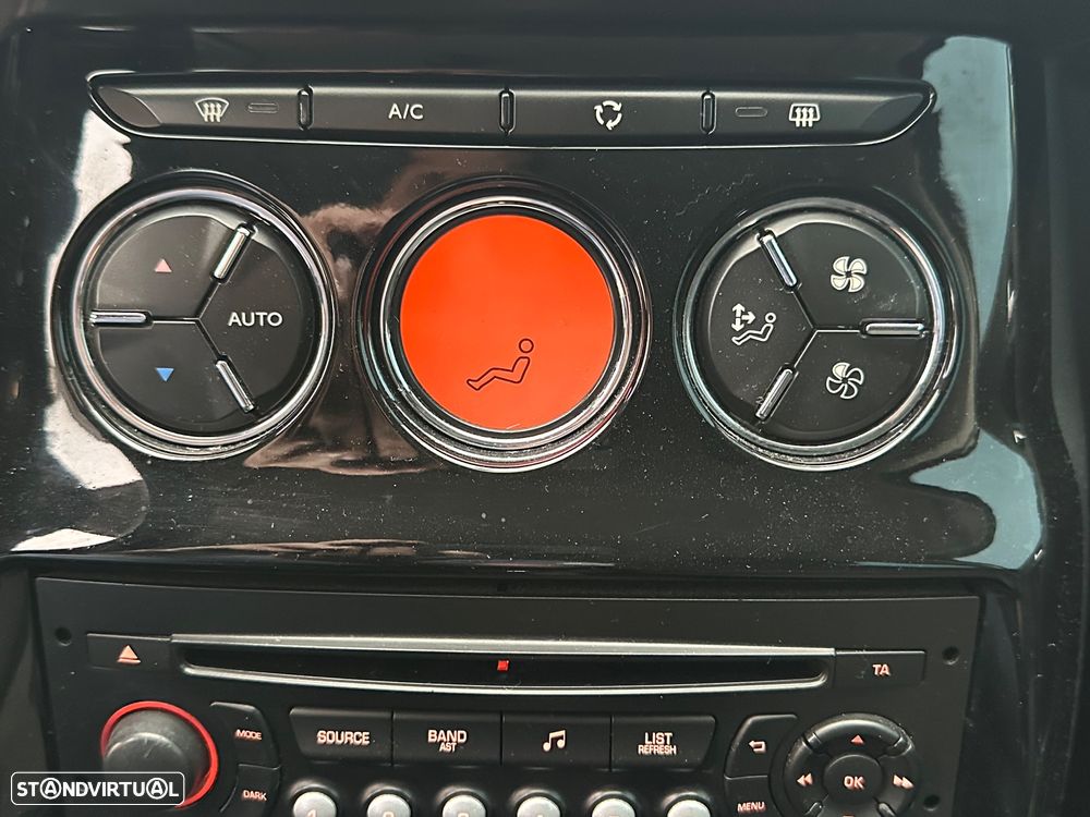 Citroën C3 1.2 VTi Exclusive - 24