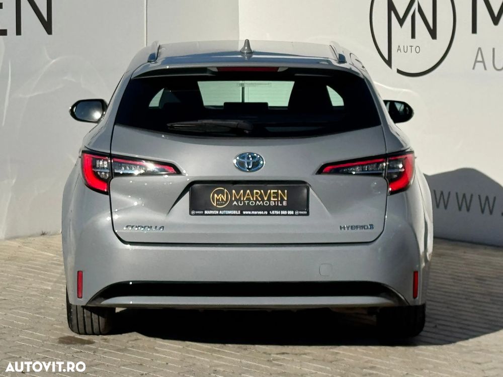 Toyota Corolla 1.8 Hybrid - 6