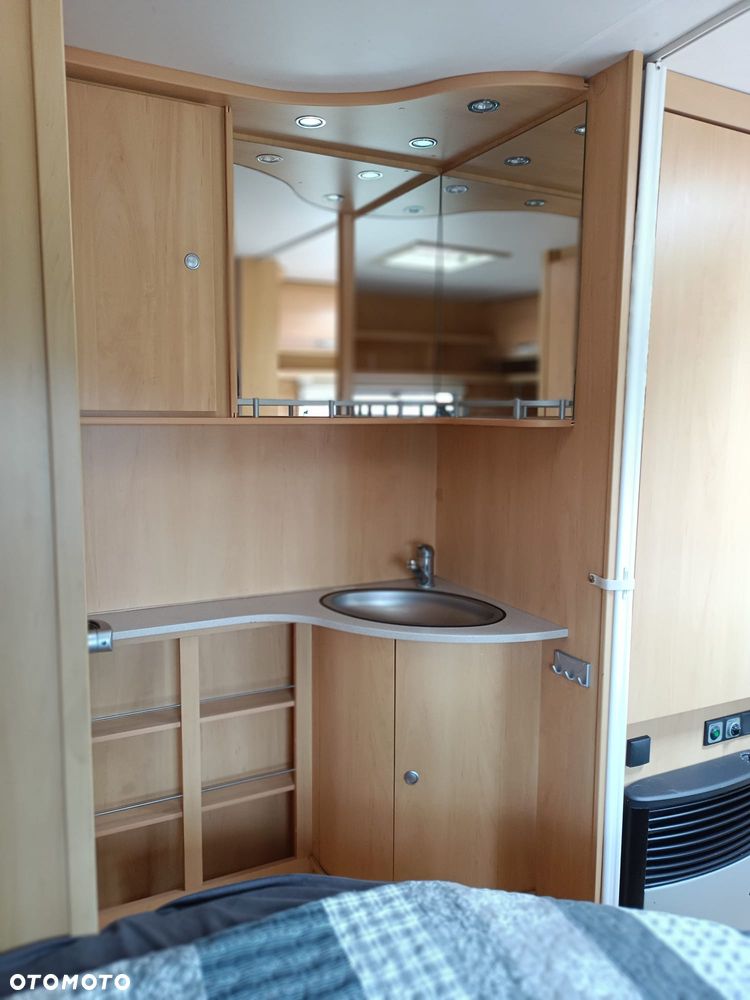 Dethleffs Camper 530 - 11
