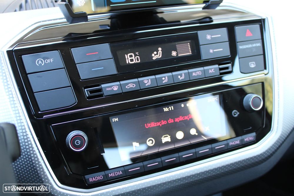 VW Up! 1.0 BMT High Auto - 30