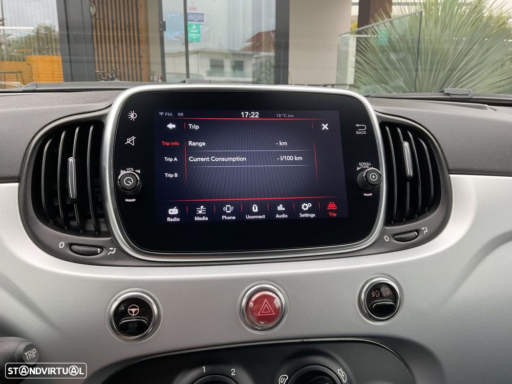Fiat 500C 1.0 Hybrid Connect - 24