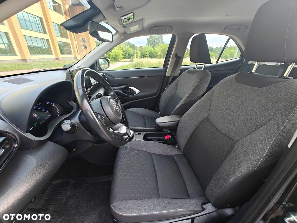 Toyota Yaris Hybrid 1.5 Style - 16