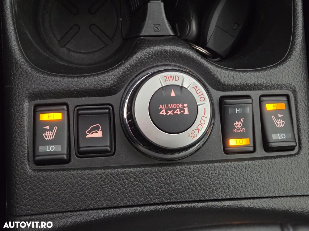 Nissan X-Trail 2.0D XTRONIC Start/Stop 4x4-i Tekna - 6