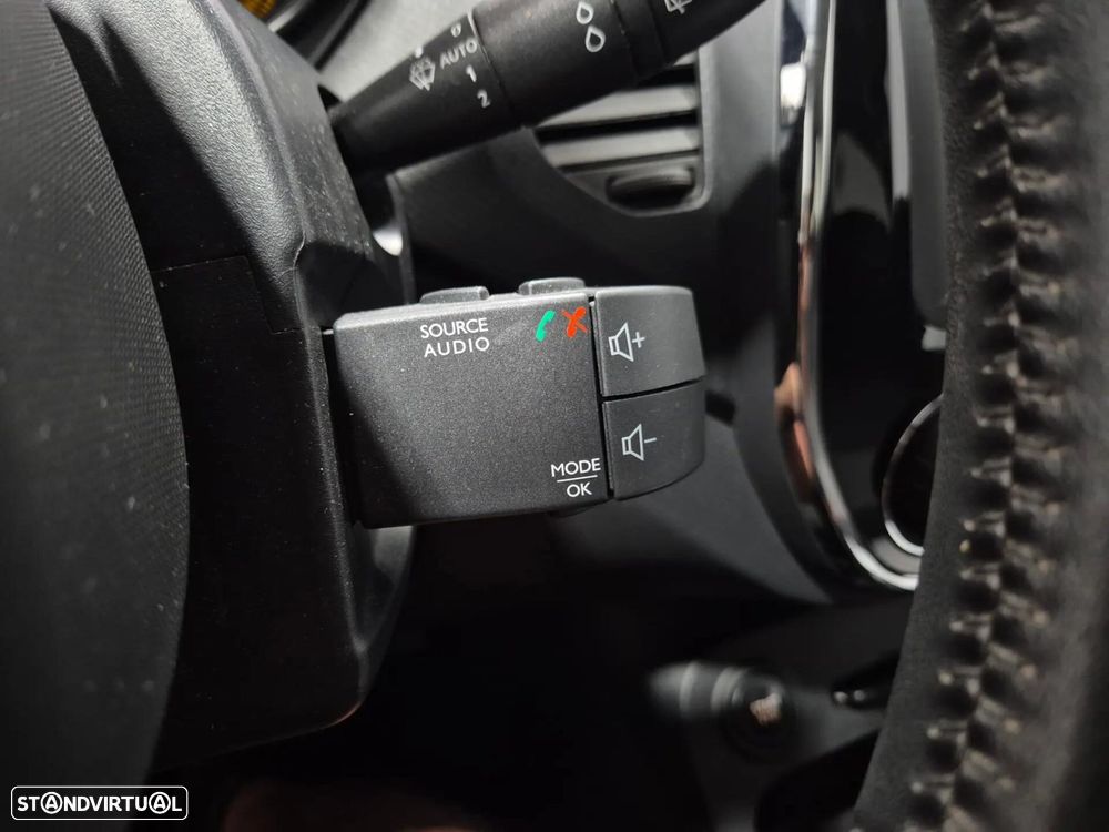 Renault Captur ENERGY TCe 120 EDC Intens - 23