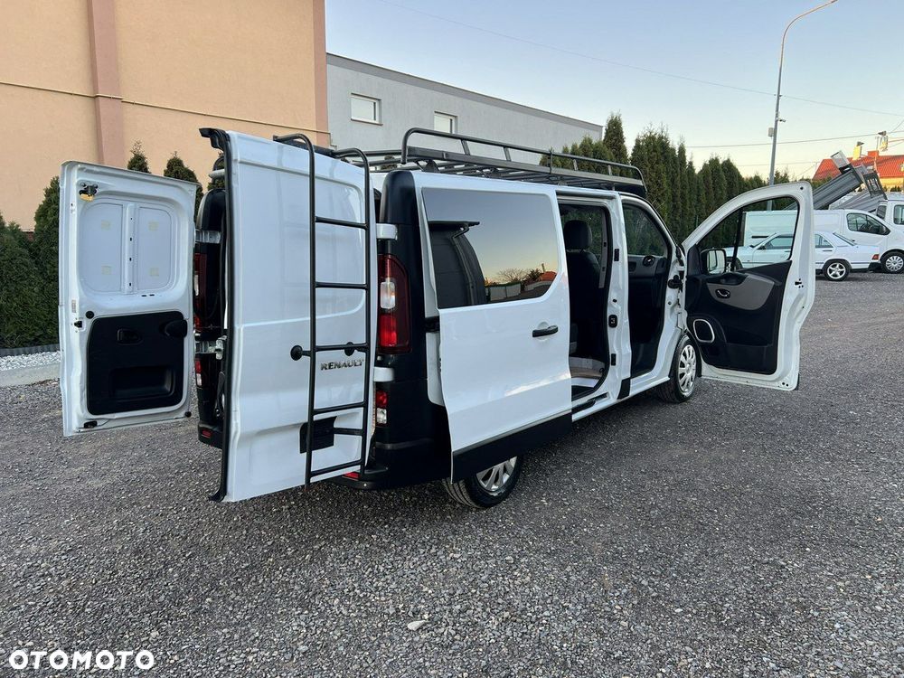 Renault Trafic - 21