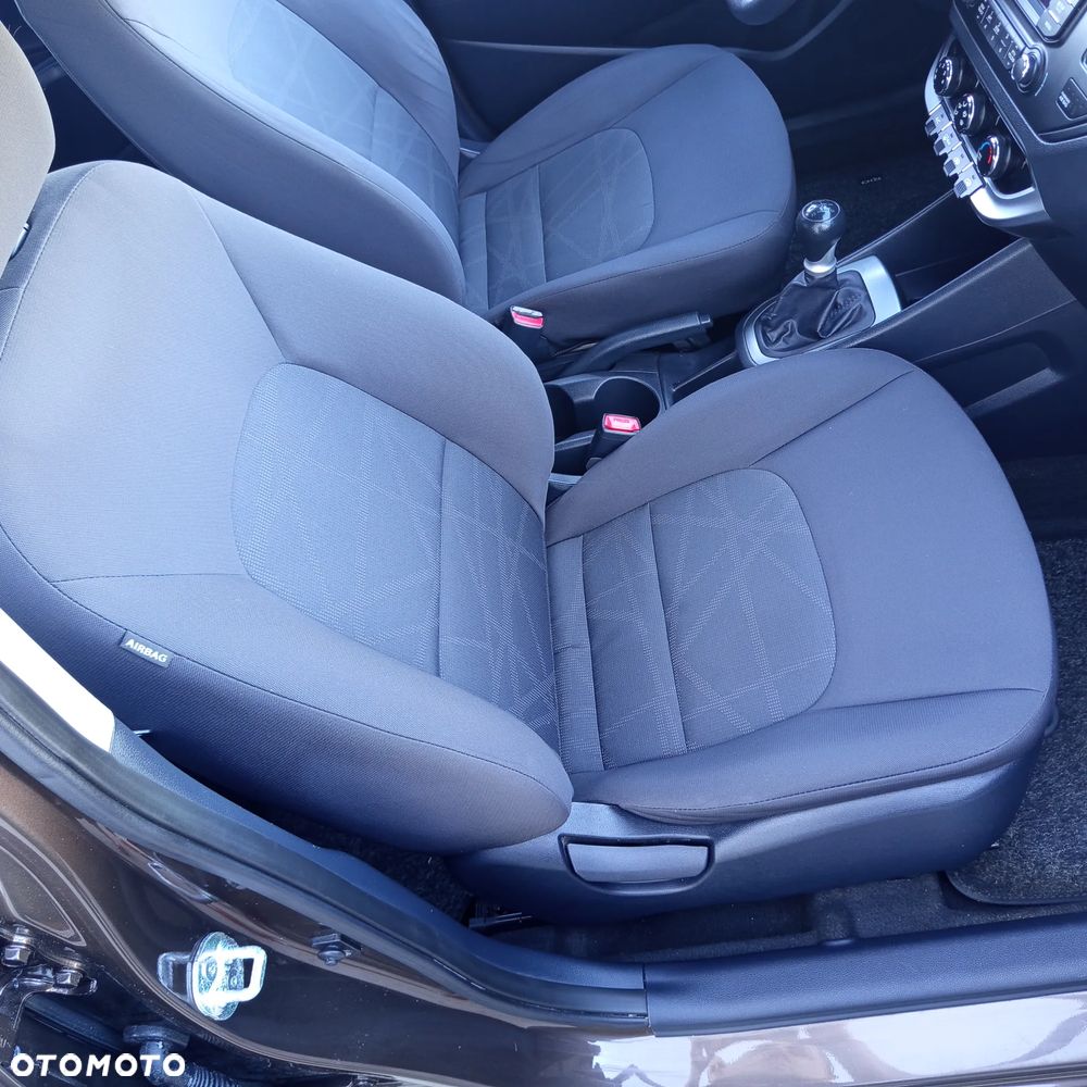 Kia Rio 1.2 Edition 7 - 40