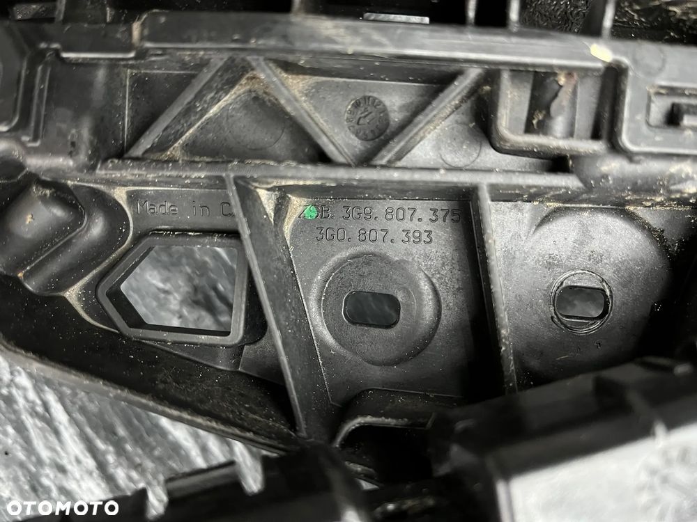 VW Passat B8 Ślizgi zderzaka tylnego komplet 3G9807863B 3G0807393 3G0807394 3G9807483 3G9807484 - 3