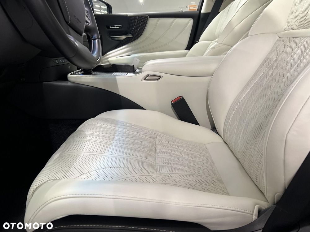 Lexus LS 500h Omotenashi AWD - 8