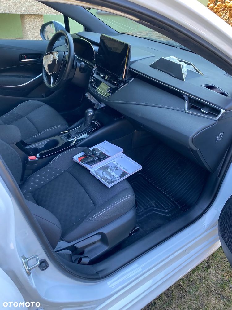 Toyota Corolla 2.0 Hybrid Comfort - 8