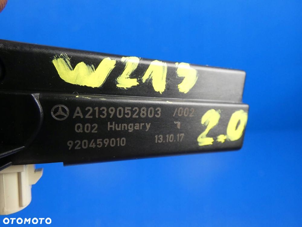 MERCEDES E KLASA W213 MODUŁ WZMACNIACZ ANTENY - 2