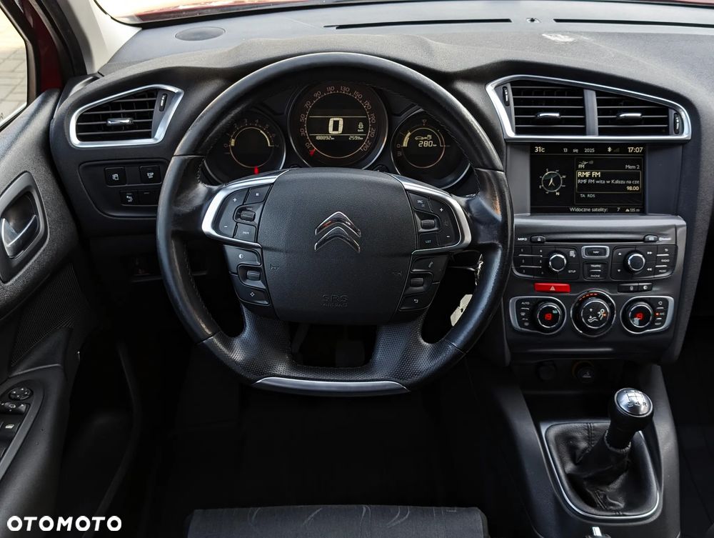 Citroën C4 HDi 90 Business Class - 12