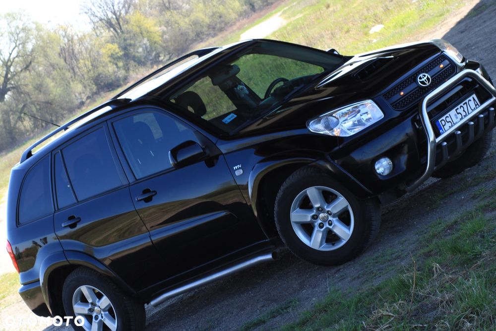 Toyota RAV4 2.0 D-4D 4x4 - 2