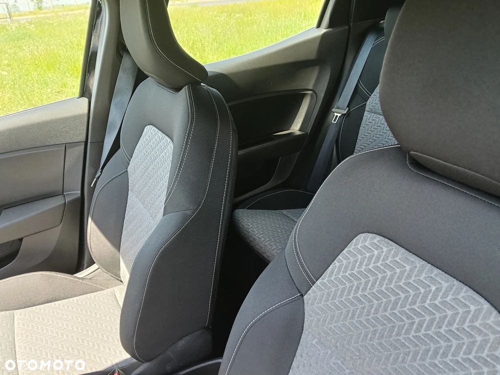 Renault Clio TCe 90 EQUILIBRE - 21