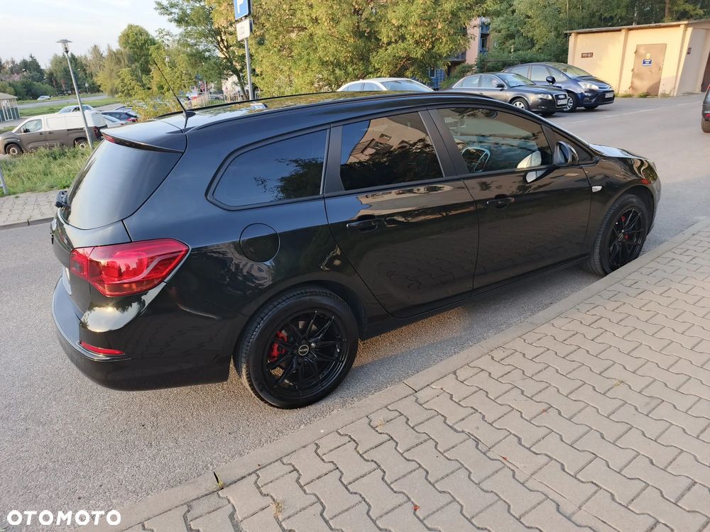 Opel Astra 1.4 T Sport S&S - 9