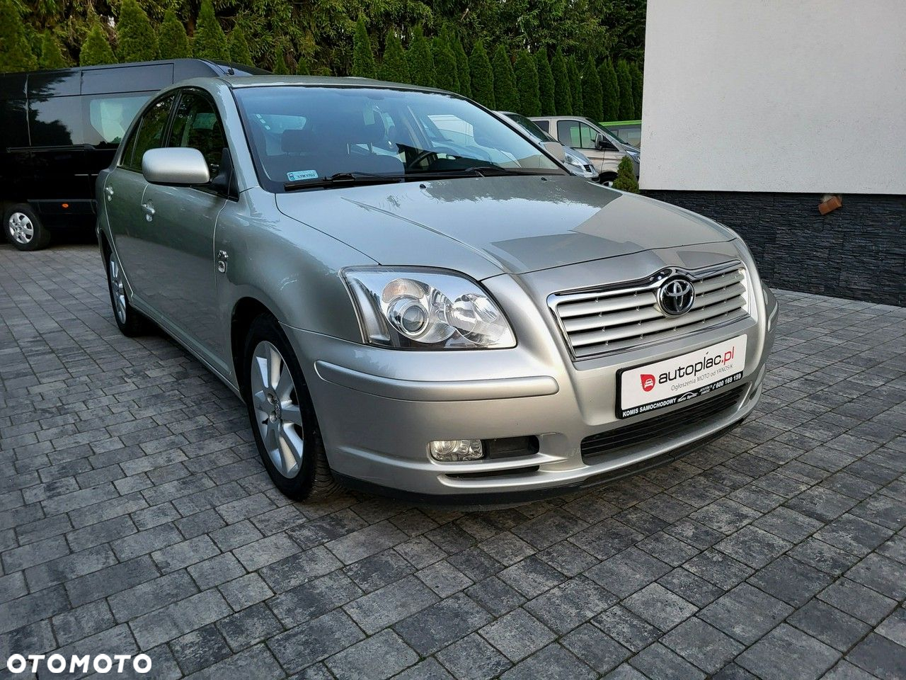 Toyota Avensis - 3