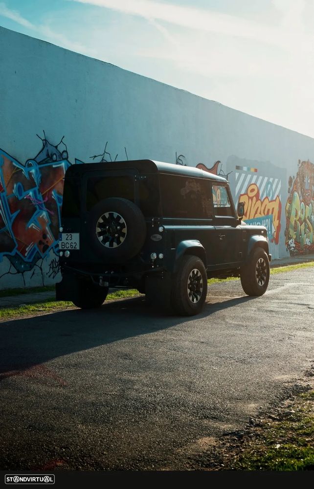 Land Rover Defender 90 SW 2.5 Td5 S - 8