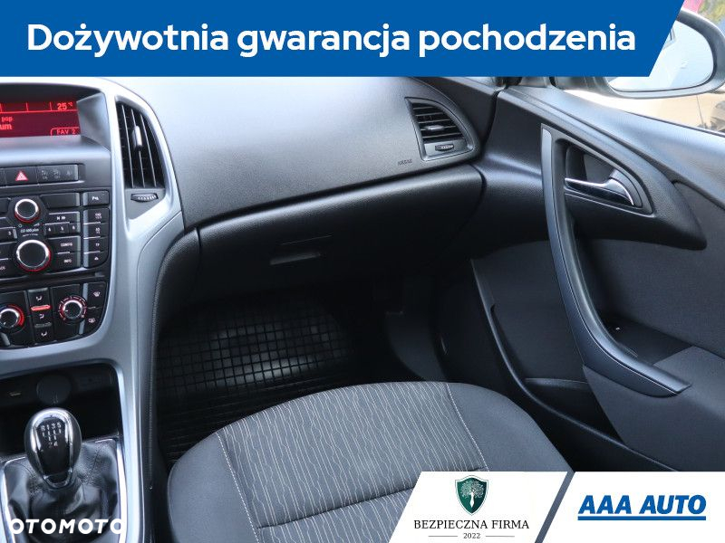 Opel Astra - 9