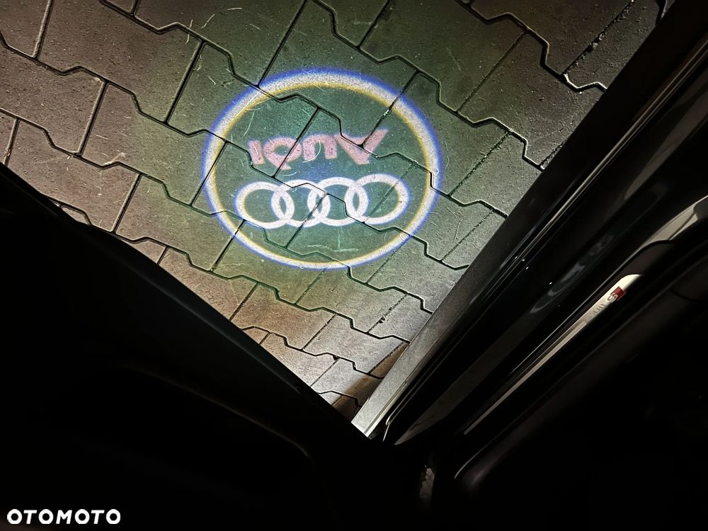 Audi A6 Avant 2.0 TDI Ultra S tronic - 34