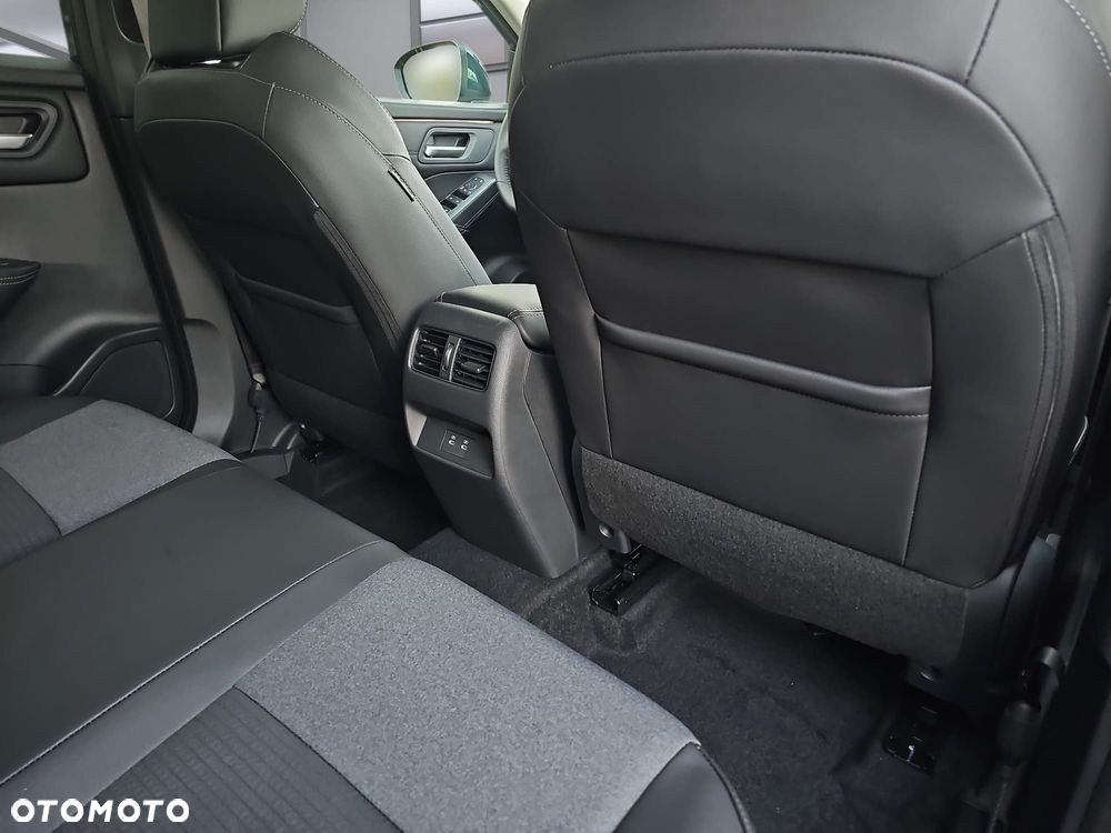 Nissan Qashqai 1.3 DIG-T MHEV N-Connecta Xtronic - 17