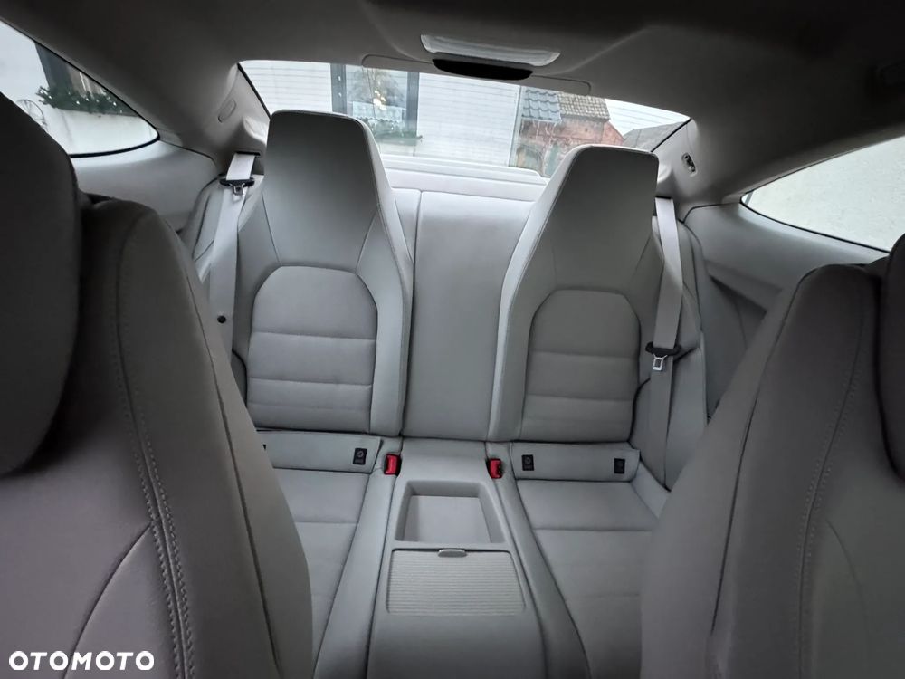 Mercedes-Benz Klasa C 180 BlueEFFICIENCY 7G-TRONIC - 14