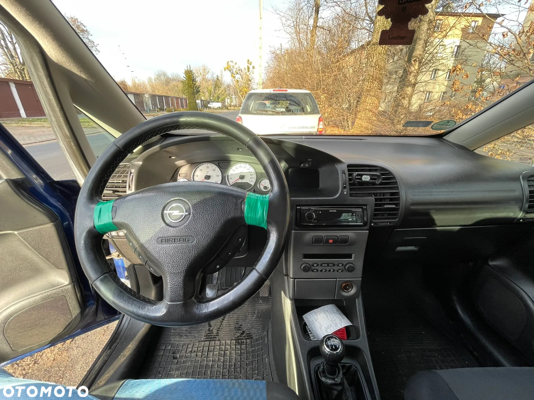 Opel Zafira 2.2 DTI - 12