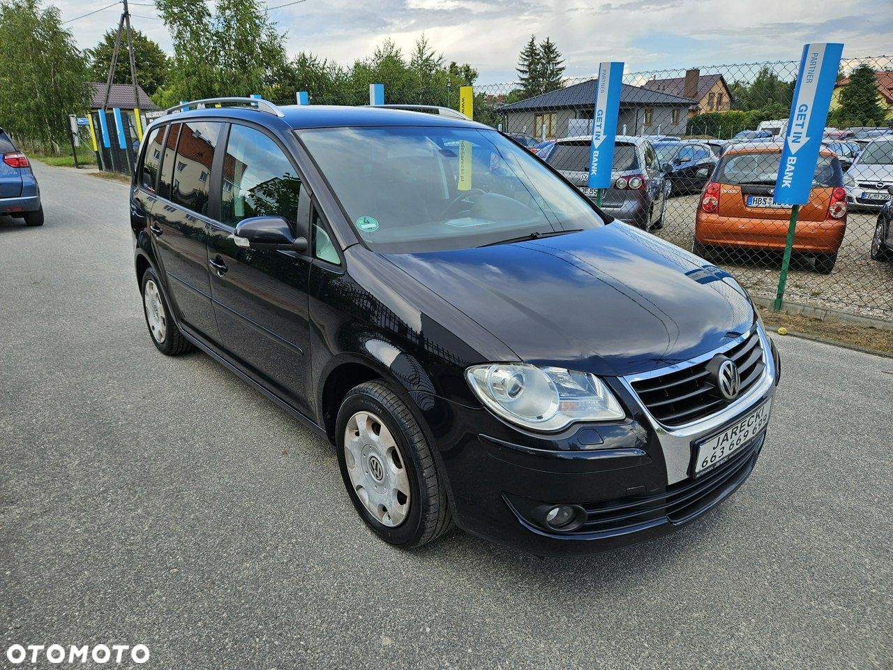 Volkswagen Touran - 3