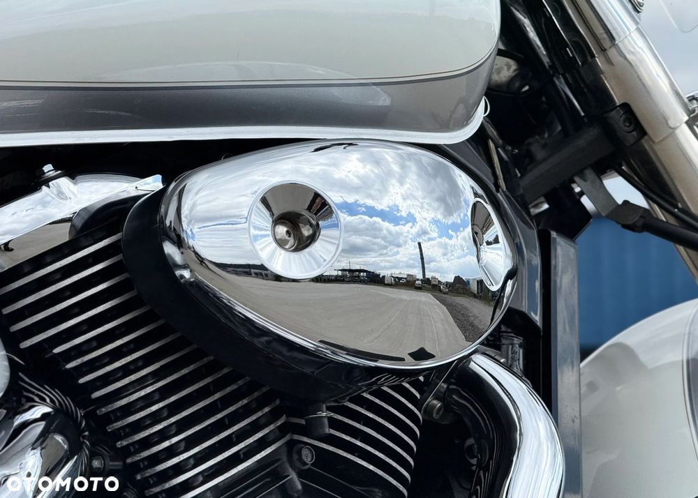 Suzuki VL 800 Volusia - Boulevard C50 - 25