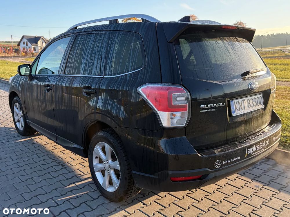 Subaru Forester 2017 photo 2