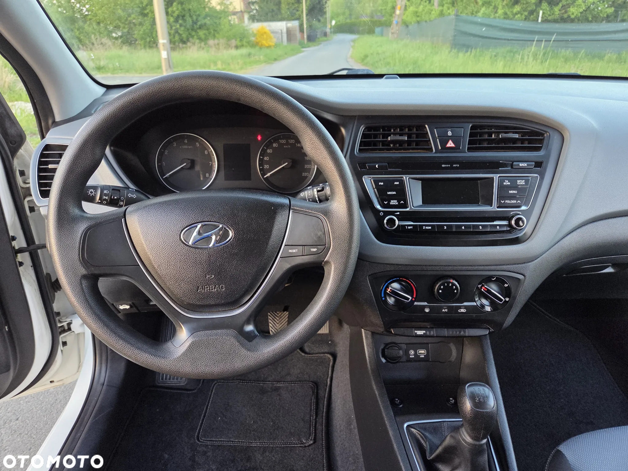 Hyundai i20 1.2 - 14