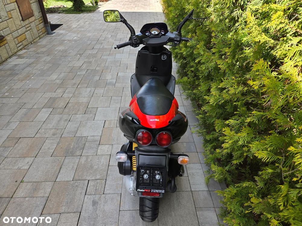 Aprilia SR - 10