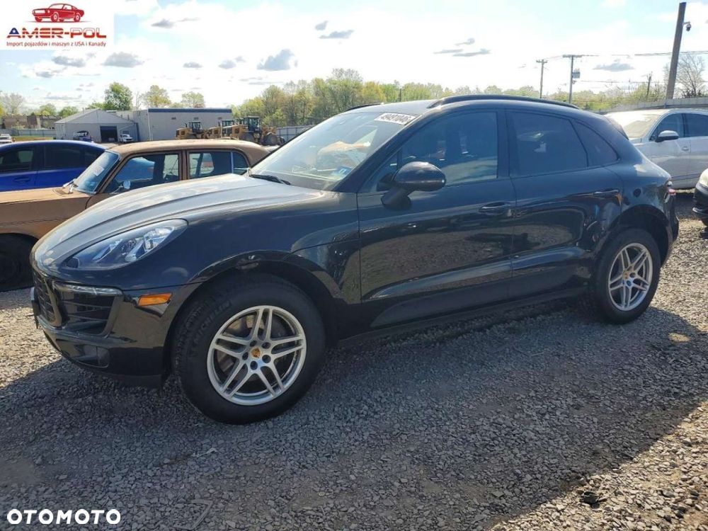 Porsche Macan - 1