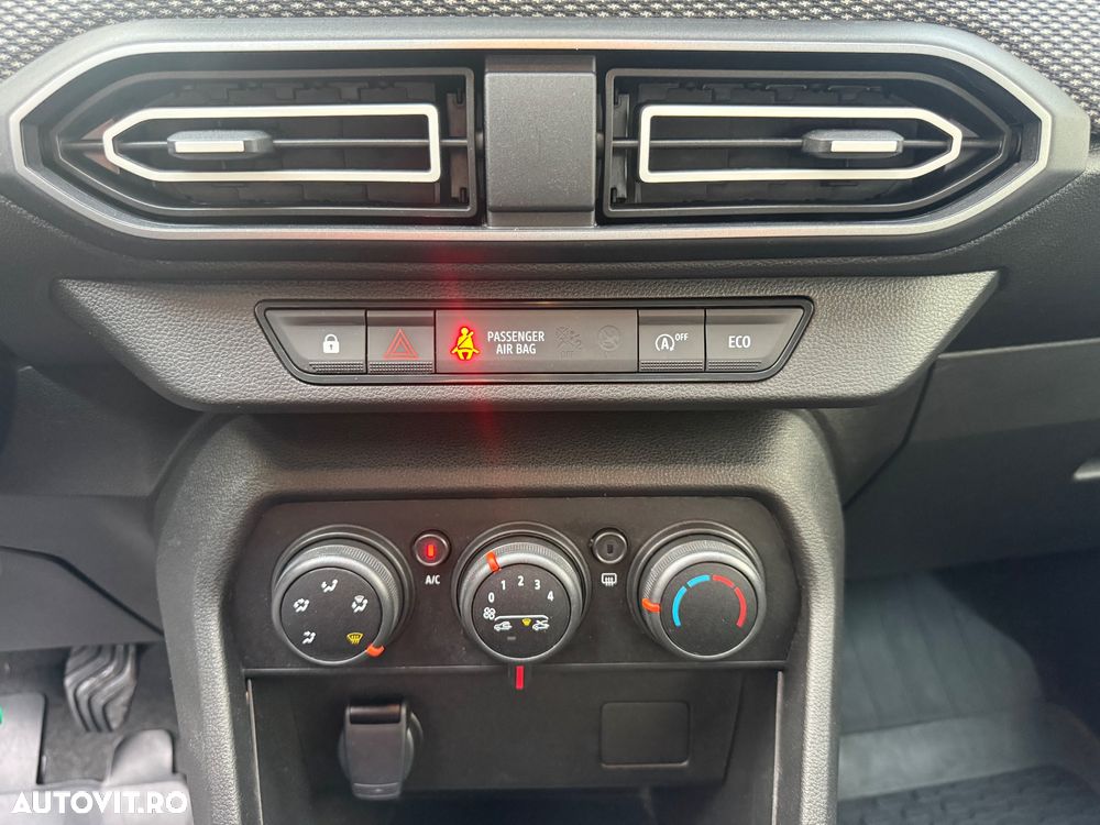 Dacia Logan TCe 90 MT6 Expression - 14