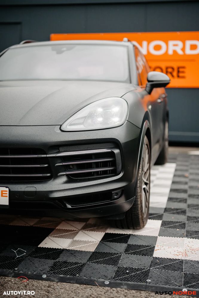 Porsche Cayenne E-Hybrid Tiptronic S - 4