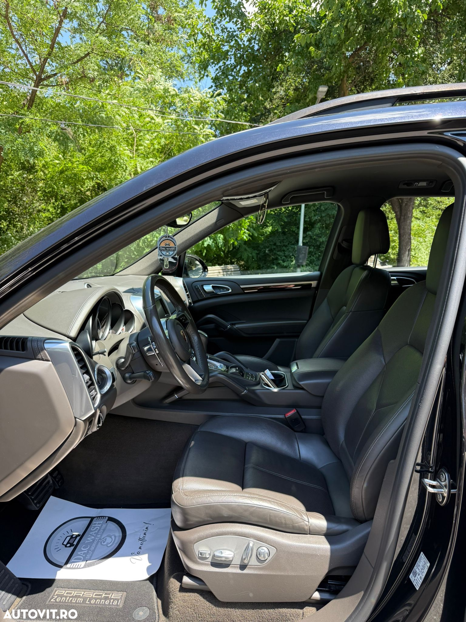 Porsche Cayenne 3.0 L - 9