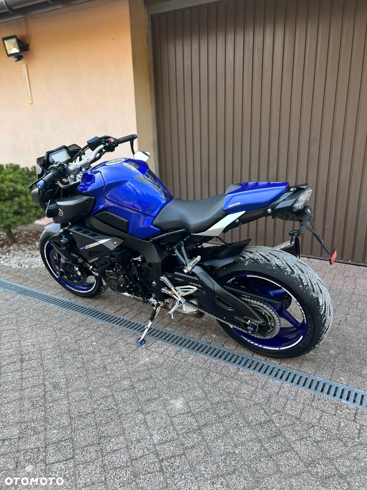 Yamaha MT - 6