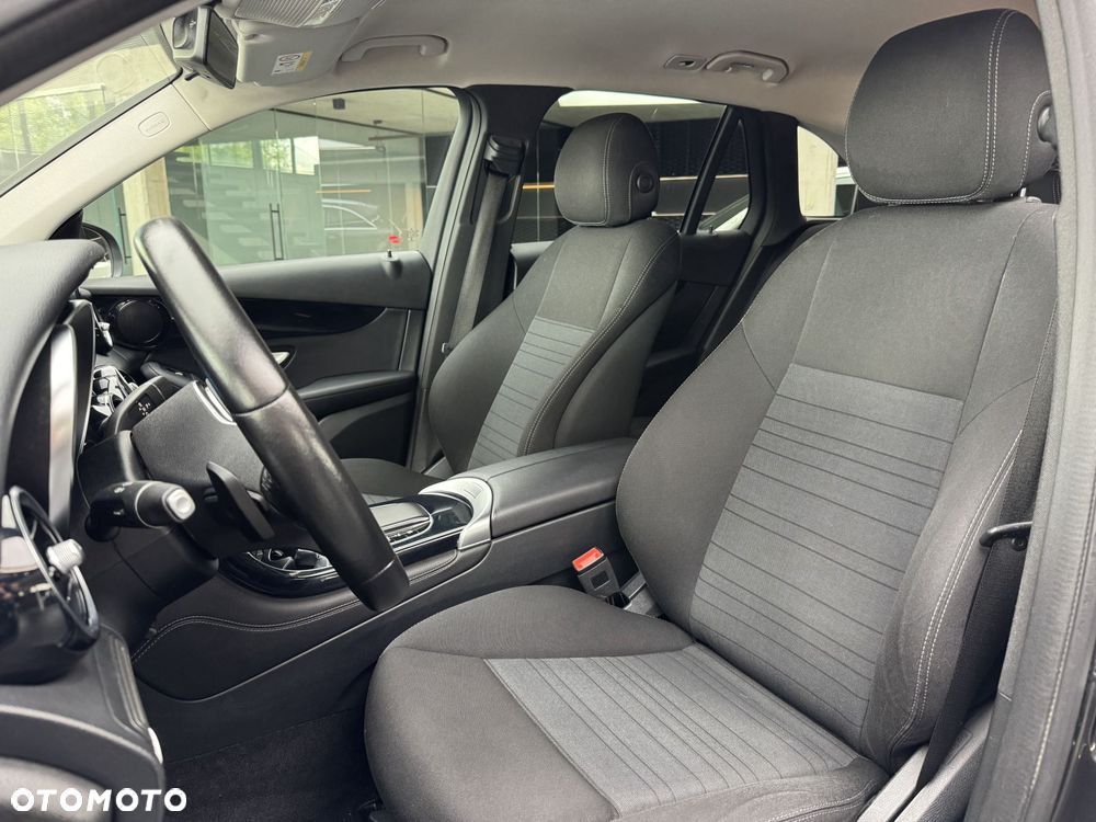 Mercedes-Benz GLC 300 e 4-Matic Business Edition - 12