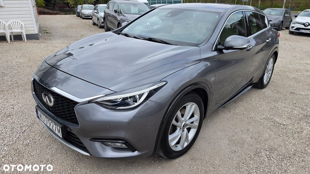 Infiniti QX30 2.0t Luxe Tech AWD 7DCT - 2