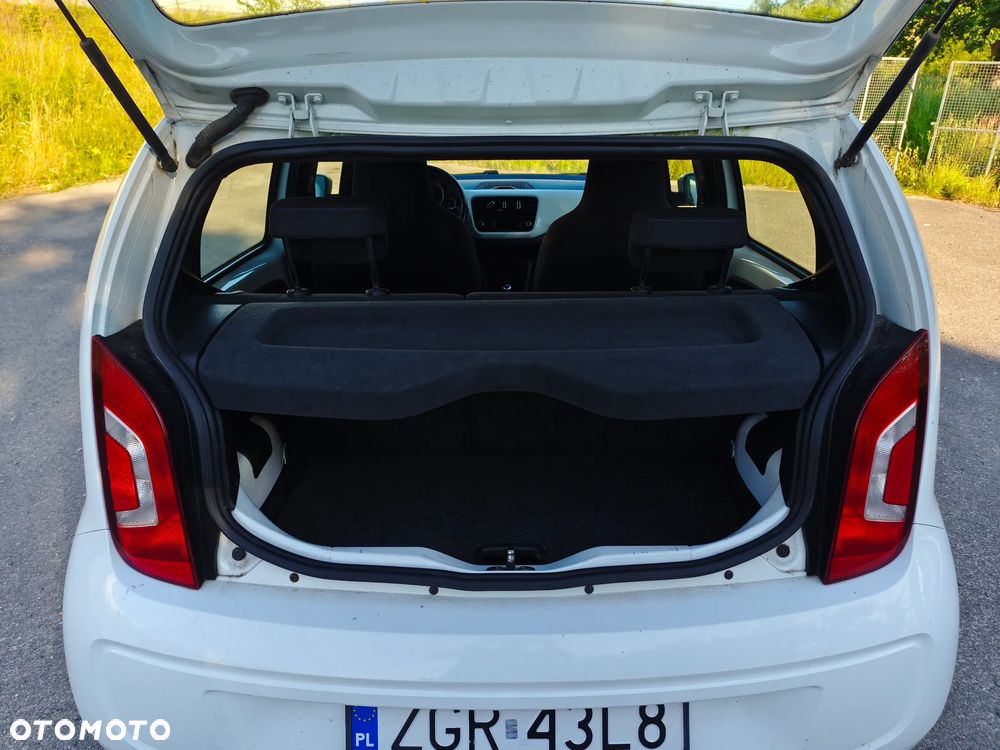 Volkswagen up! 1.0 high - 10